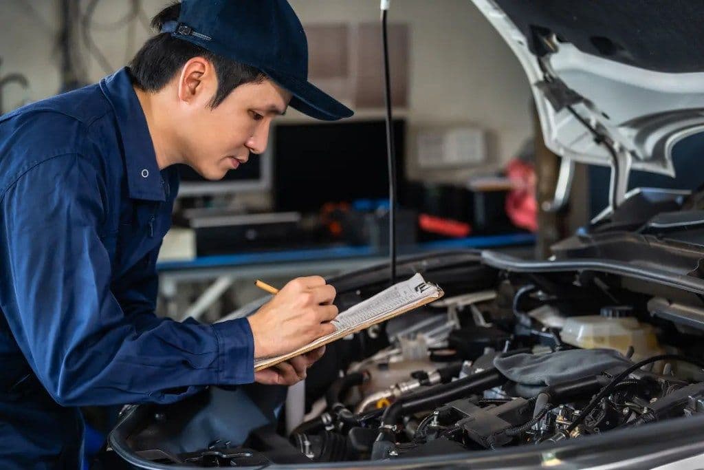 13 Cara Merawat Mesin Mobil agar Awet dan Tahan Lama