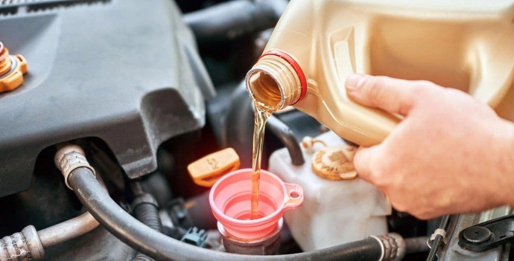 Minyak Rem Mobil: Jenis dan Fungsinya yang Perlu Diketahui